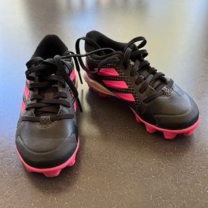 Adidas girls softball cleats. Size 10 toddler girl.
